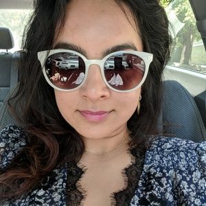 Meet your Posher, Sipra